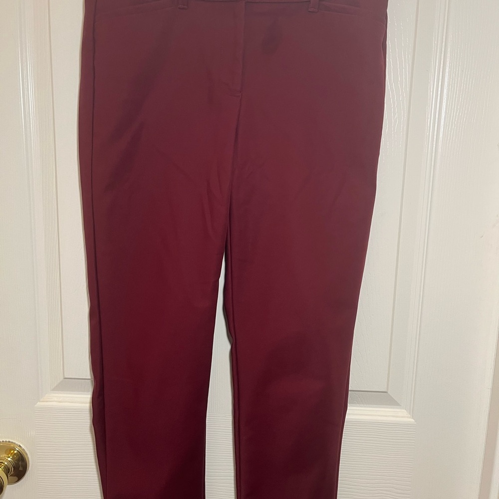 White House Black Market Burgundy Ankle Cropped Pants